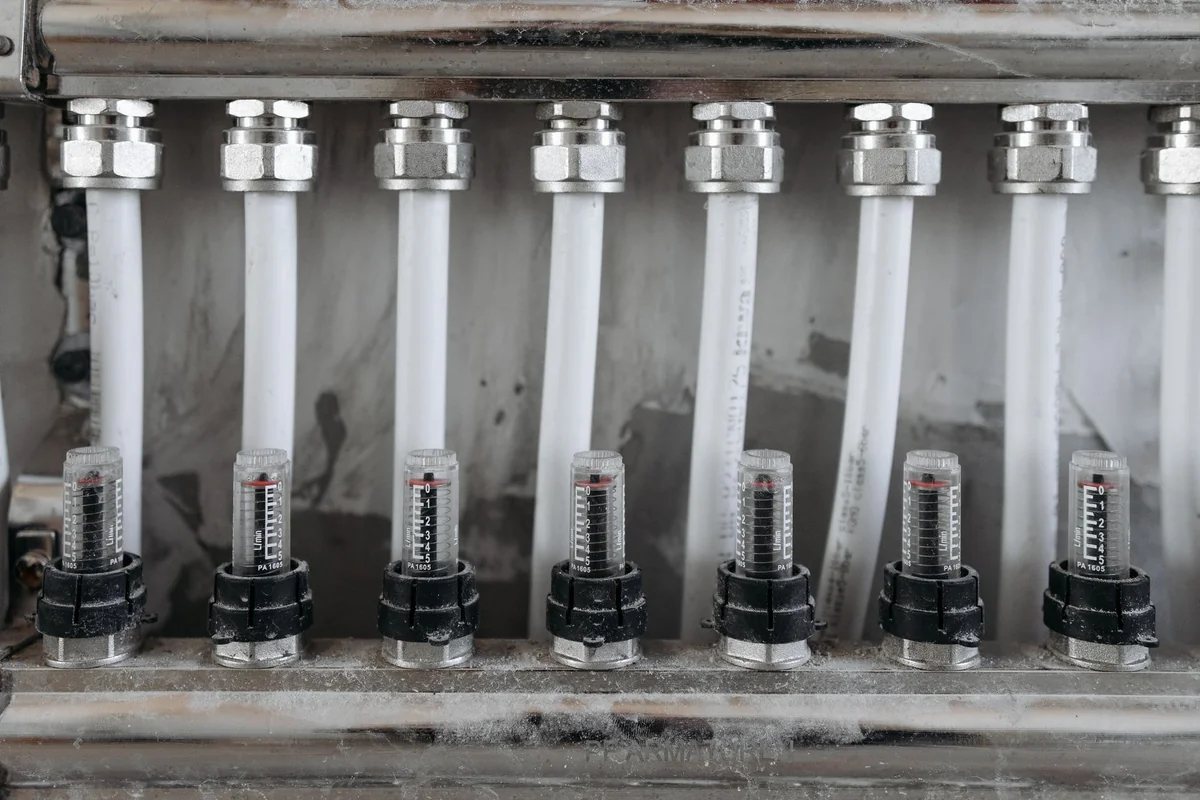 Instalacja hydrauliczna — detal z bliska