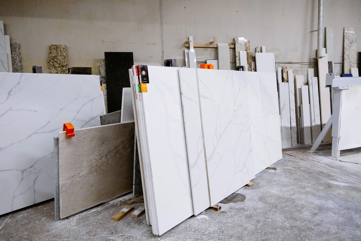 Element z kamienia naturalnego — narzędzia i materiały