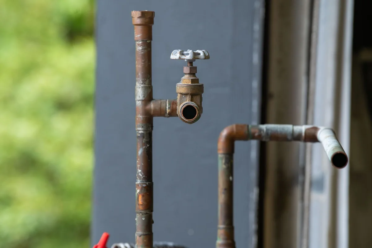 Instalacja hydrauliczna — detal z bliska